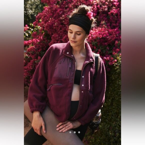 FP Movement by Free People Jackets & Blazers - Free People Hit the Slopes Fleece -Hatch collection, size XS - NWT